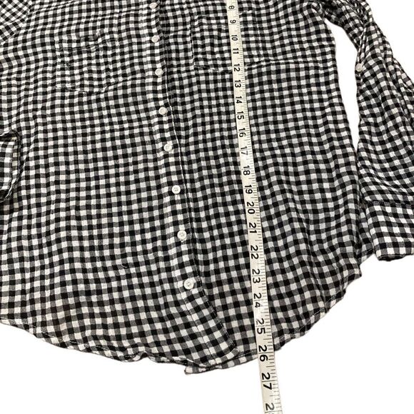 C&C California black and white checked button down size Medium - Picture 2 of 7